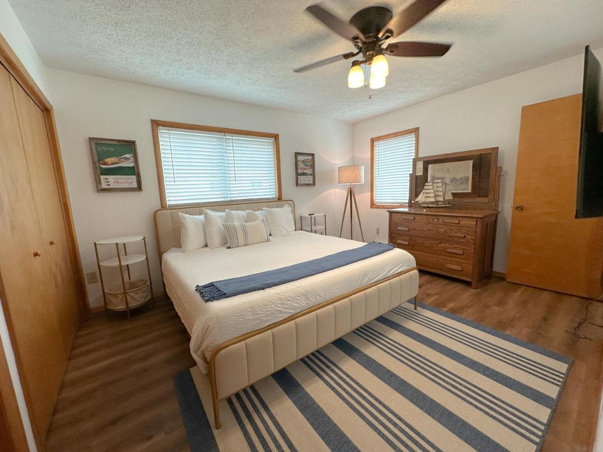 Fun Family Home Near Cedar Point Sandusky Exterior foto